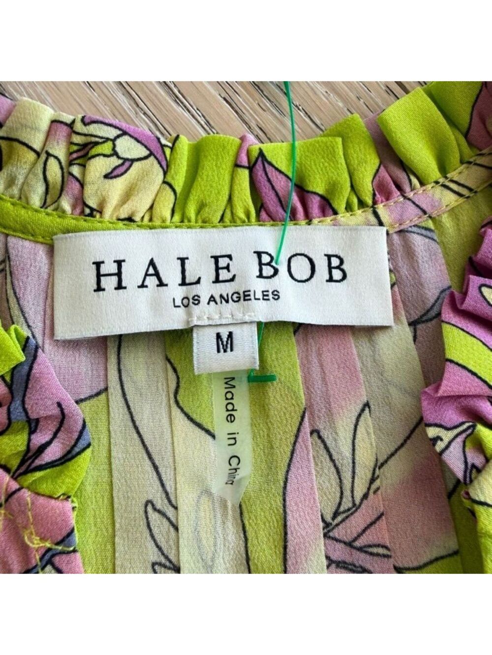 Hale Bob Women's 100% Silk Floral Short Sleeve Blouse Chartreuse Size M - Picture 2 of 4